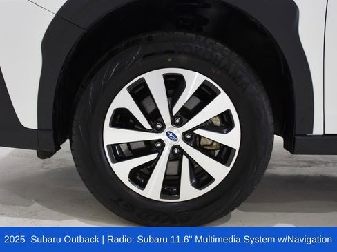 Used 2025 Subaru Outback Premium image 6