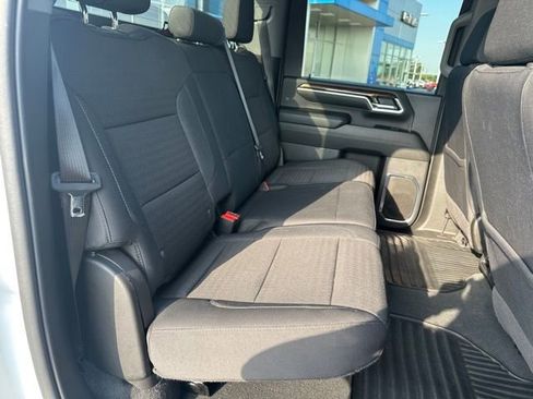 Used 2024 GMC Sierra 3500 SLE w/ SLE Value Package image 12