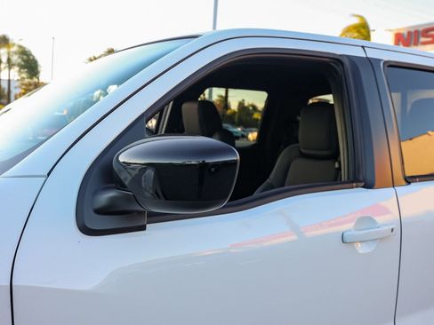 New 2026 Nissan Frontier SV w/ Tow Package image 12