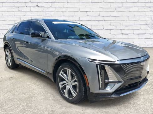 Certified 2024 Cadillac Lyriq Tech RWD image 5
