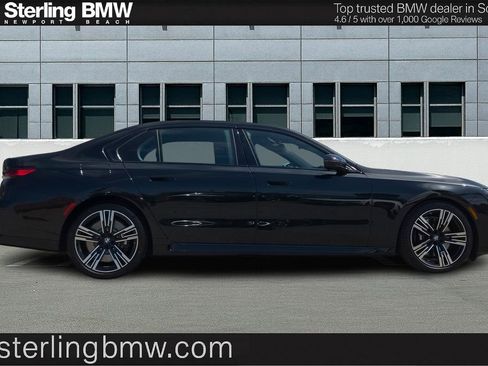 New 2026 BMW 760i xDrive w/ Premium Package AWD/4WD image 4