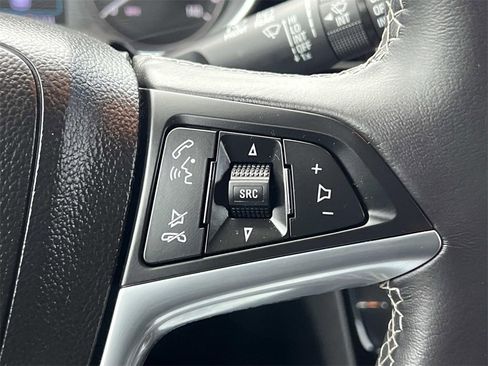 Certified 2022 Buick Encore Preferred w/ Safety Package image 22