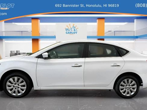 Used 2016 Nissan Sentra SV image 4