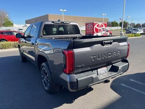 Used 2023 Toyota Tundra SR5 w/ SR5 Convenience Package image 7