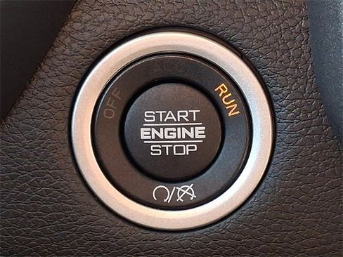 Used 2024 RAM 2500 Tradesman w/ Chrome Appearance Group image 22