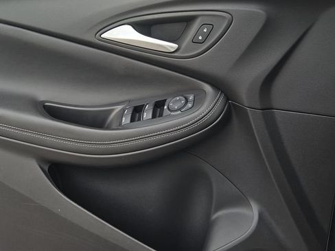 Used 2025 Buick Encore GX Preferred FWD image 22