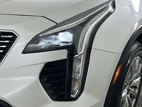 Used 2019 Cadillac XT4 Premium Luxury AWD/4WD image 7