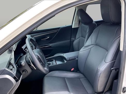 Used 2024 Lexus ES 350 w/ Premium Package FWD image 8