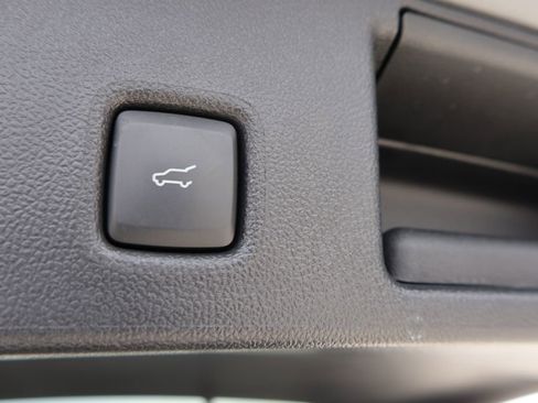 Certified 2025 Ford Escape Platinum image 16