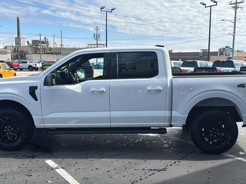 New 2026 Ford F150 XLT w/ Equipment Group 302A MID AWD/4WD image 7
