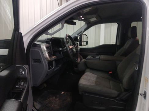 Used 2024 Ford F250 XLT image 19