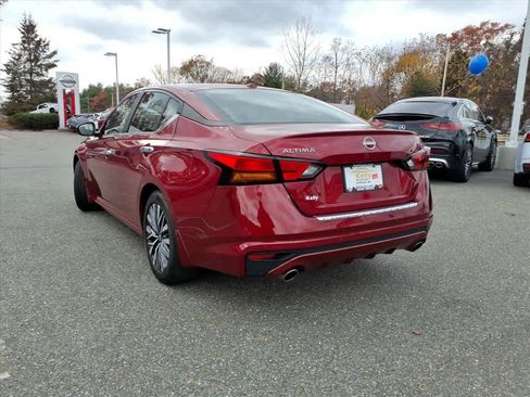Certified 2023 Nissan Altima 2.5 SV w/ SV Premium Package image 6