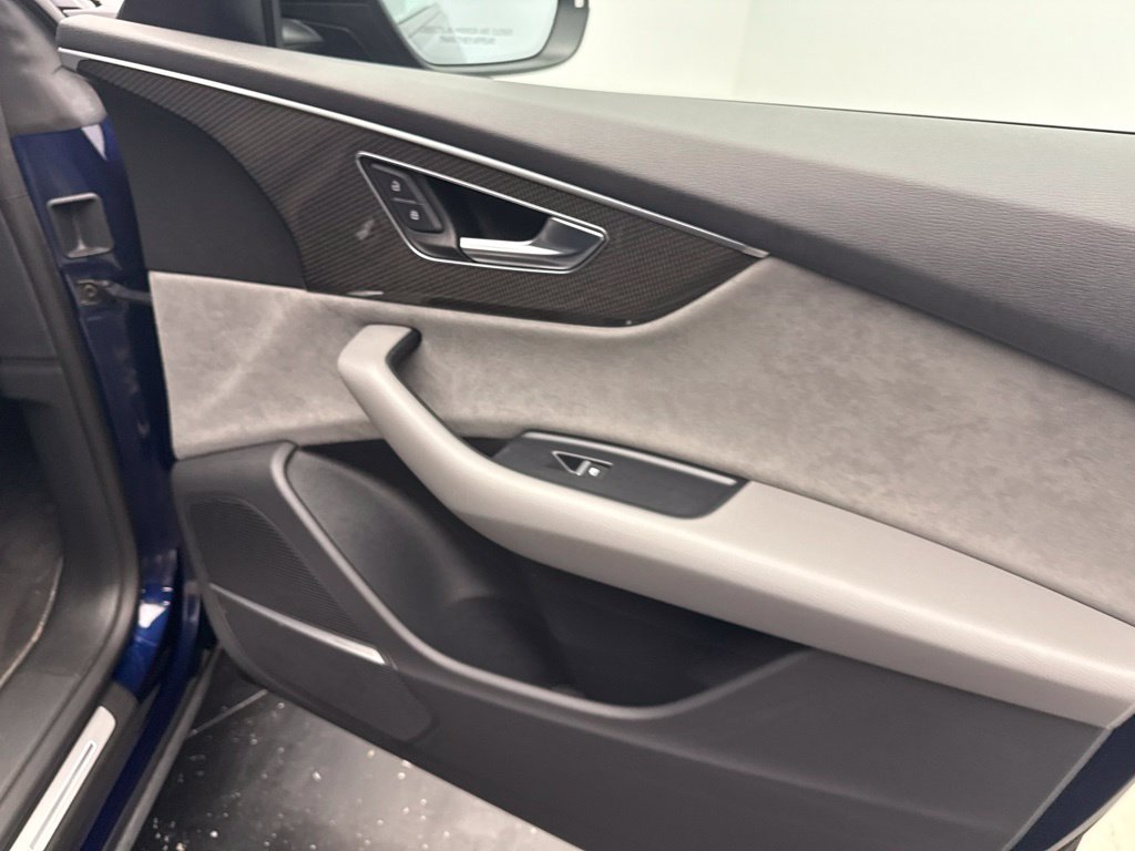 Certified 2022 Audi SQ8 Premium Plus AWD/4WD image 25