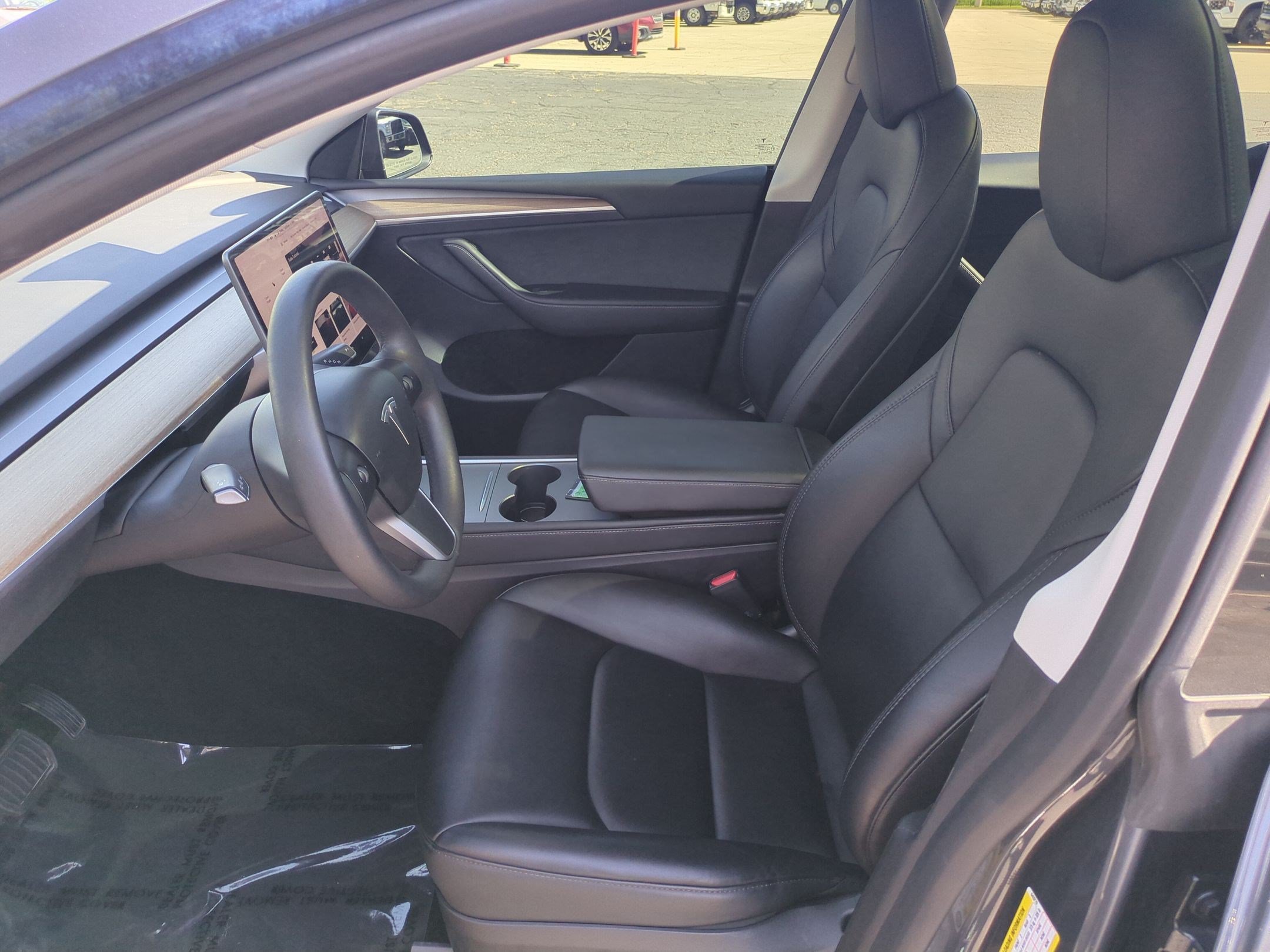Used 2023 Tesla Model Y Long Range AWD/4WD image 25