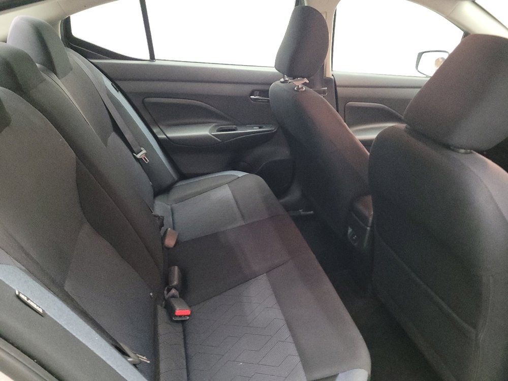 Used 2023 Nissan Versa SV FWD image 19