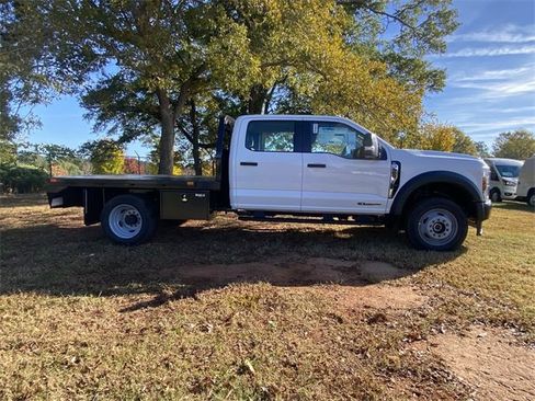 New 2026 Ford F550 4x4 Crew Cab Super Duty image 2