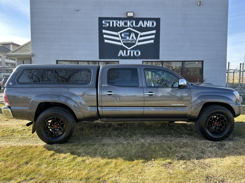 Used 2013 Toyota Tacoma 4x4 Double Cab image 5