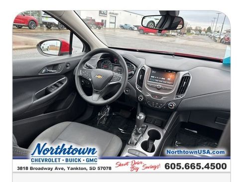 Used 2018 Chevrolet Cruze LT w/ Convenience Package image 20