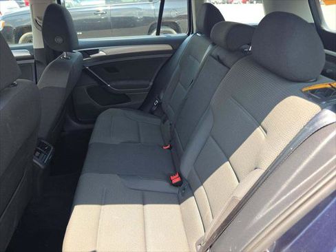 Used 2017 Volkswagen Golf S AWD/4WD image 13