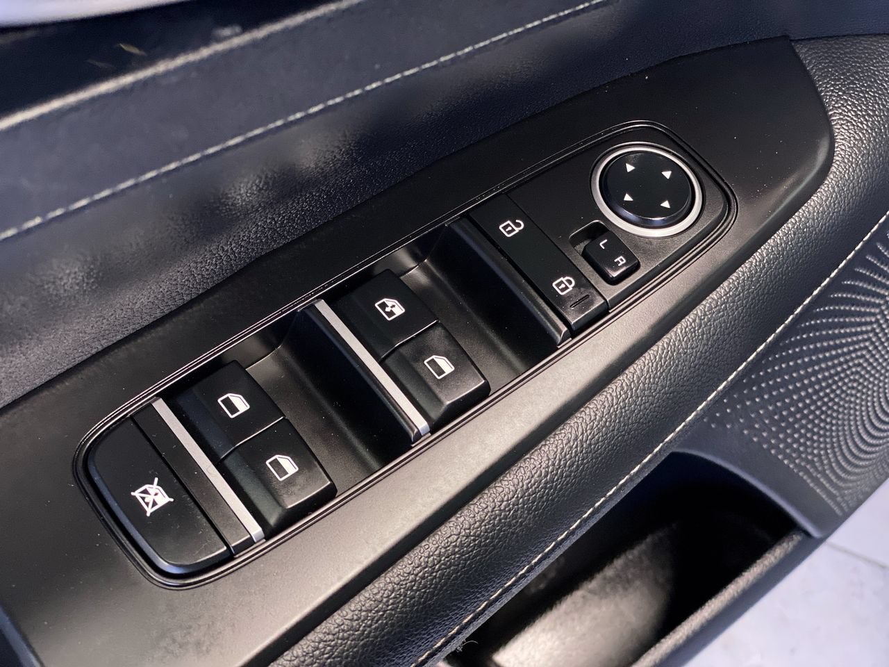 Certified 2023 Kia Forte GT-Line FWD image 18