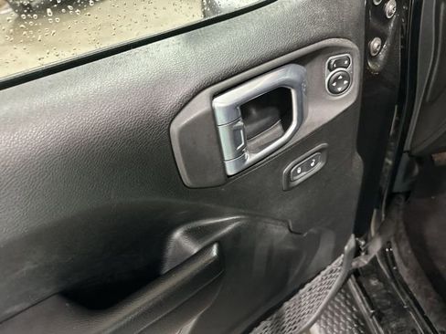 Used 2020 Jeep Wrangler Unlimited Rubicon image 19