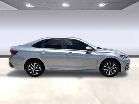 Used 2025 Volkswagen Jetta S FWD image 7