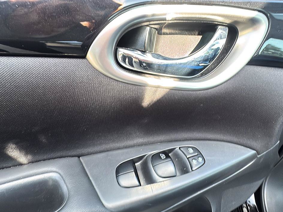 Used 2018 Nissan Sentra SV FWD image 15