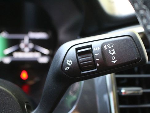 Used 2021 Ford Ranger Lariat w/ Equipment Group 501A High image 33