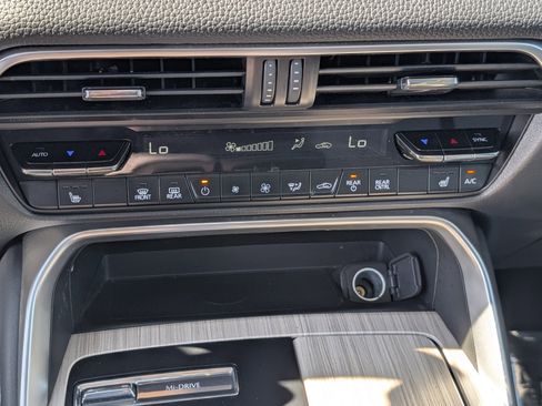 Used 2024 MAZDA CX-90 3.3 Turbo w/ Premium Package image 29