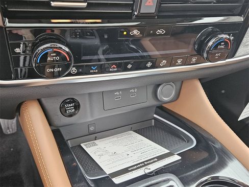 New 2026 Nissan Rogue Platinum image 21