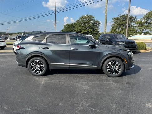 Certified 2023 Kia Sportage EX FWD image 2