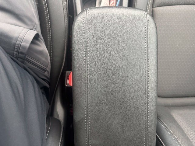 Used 2023 Buick Encore GX Select w/ Sport Touring Package FWD image 35