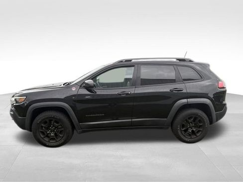 Used 2019 Jeep Cherokee Trailhawk w/ Comfort/Convenience Group AWD/4WD image 14