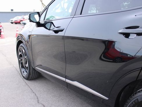 Used 2025 Kia Sportage SX image 50