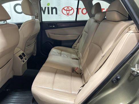 Used 2015 Subaru Outback 3.6R Limited image 20