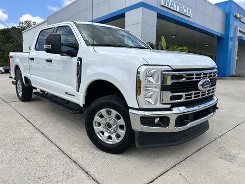 Used 2024 Ford F250 XLT image 2