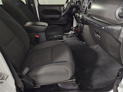 Used 2023 Jeep Wrangler Unlimited Rubicon 4xe w/ Safety Group image 33