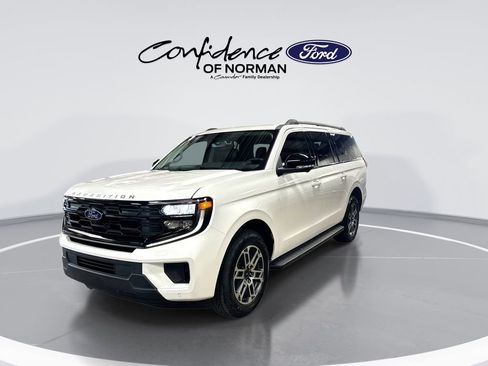 New 2026 Ford Expedition Max Active image 3