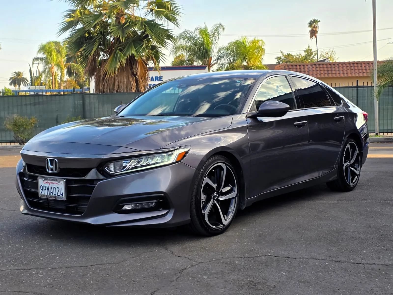 Used 2019 Honda Accord Sport image 1