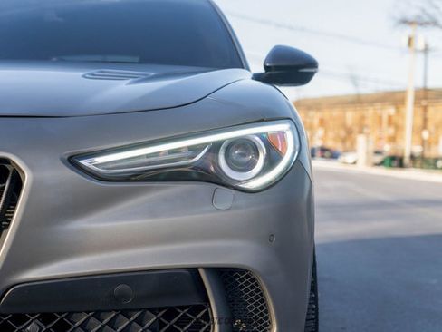 Used 2019 Alfa Romeo Stelvio Quadrifoglio image 73