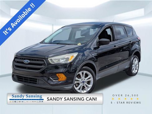 Used 2017 Ford Escape S image 1