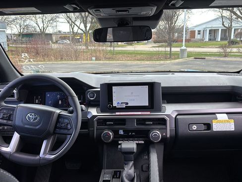 New 2026 Toyota 4Runner SR5 image 16