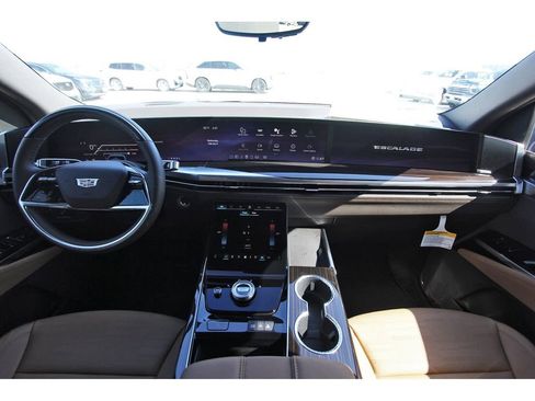New 2026 Cadillac Escalade ESV Luxury image 9
