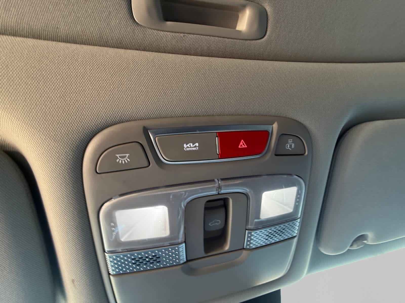 Certified 2024 Kia Telluride S w/ S Sunroof Package FWD image 19