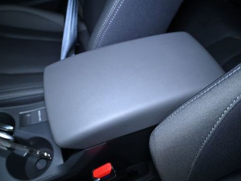 Used 2025 Subaru Crosstrek 2.0i Premium image 24