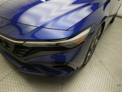 Used 2024 Hyundai Elantra Limited FWD image 21