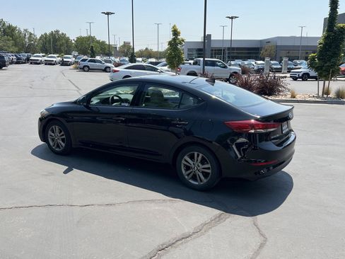 Used 2018 Hyundai Elantra SEL FWD image 11
