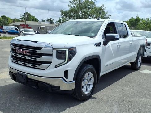 Used 2023 GMC Sierra 1500 SLE w/ Enhanced Capability Package image 3