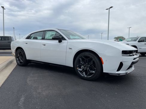 New 2026 Dodge Charger R/T w/ Driver Convenience Group AWD/4WD image 8