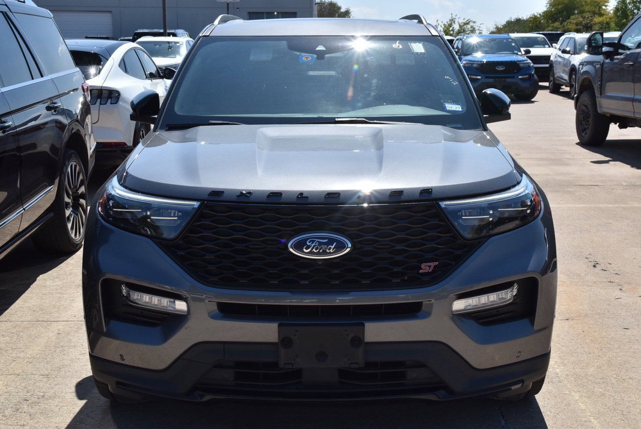Used 2021 Ford Explorer ST w/ Equipment Group 401A AWD/4WD image 3